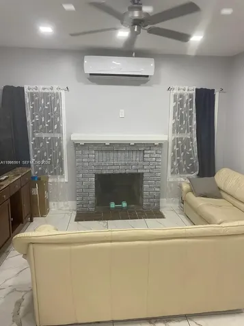 2242 Polk Street Hollywood FL 33020