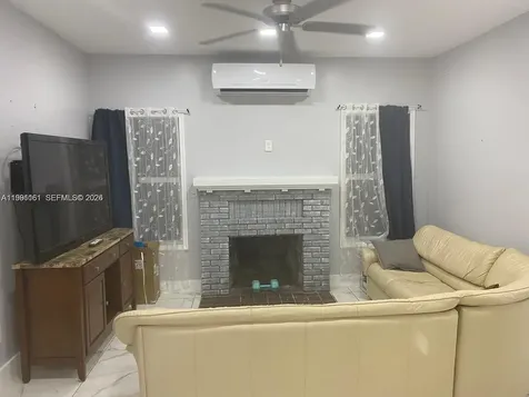2242 Polk Street Hollywood FL 33020