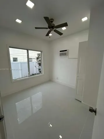 2242 Polk Street Hollywood FL 33020