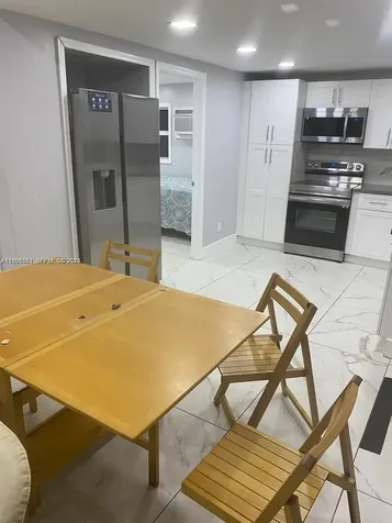 2242 Polk Street Hollywood FL 33020