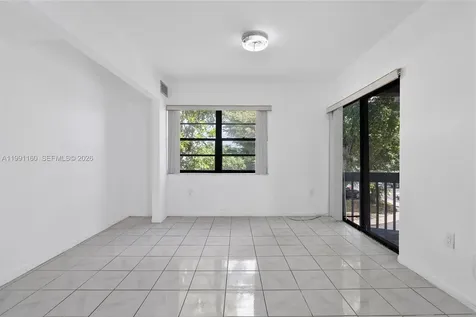 10542 NW 7th Terrace Miami FL 33172