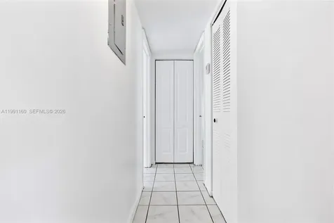 10542 NW 7th Terrace Miami FL 33172
