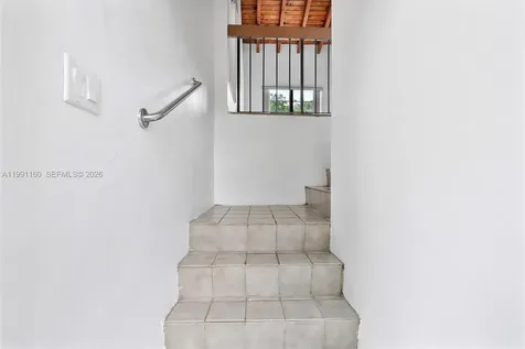 10542 NW 7th Terrace Miami FL 33172