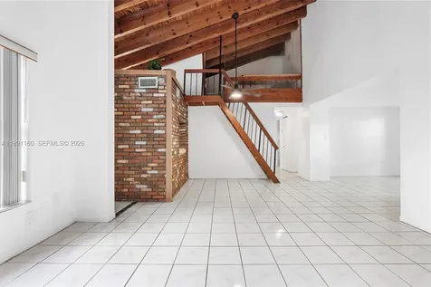 10542 NW 7th Terrace Miami FL 33172