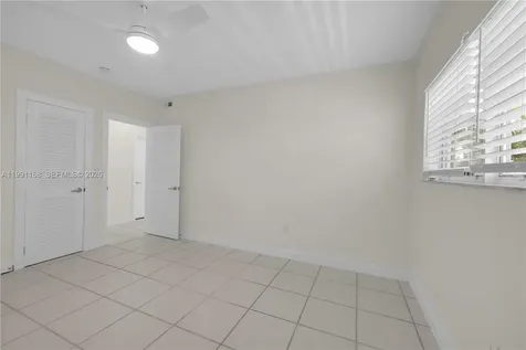 462 Golden Isles Drive Hallandale Beach FL 33009