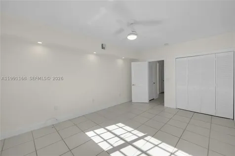 462 Golden Isles Drive Hallandale Beach FL 33009
