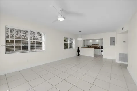 462 Golden Isles Drive Hallandale Beach FL 33009