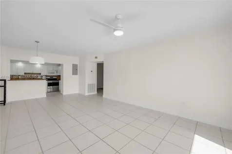 462 Golden Isles Drive Hallandale Beach FL 33009