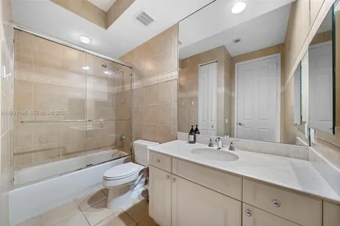 896 W Spinnaker Drive W Hollywood FL 33019