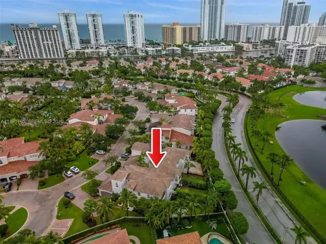 896 W Spinnaker Drive W Hollywood FL 33019