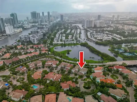 896 W Spinnaker Drive W Hollywood FL 33019