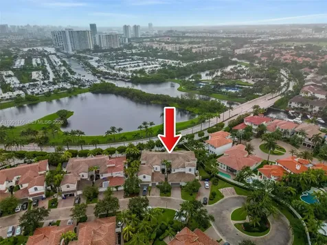 896 W Spinnaker Drive W Hollywood FL 33019