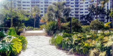 1500 Bay Road Miami Beach FL 33139