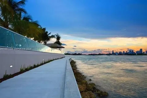 1500 Bay Road Miami Beach FL 33139