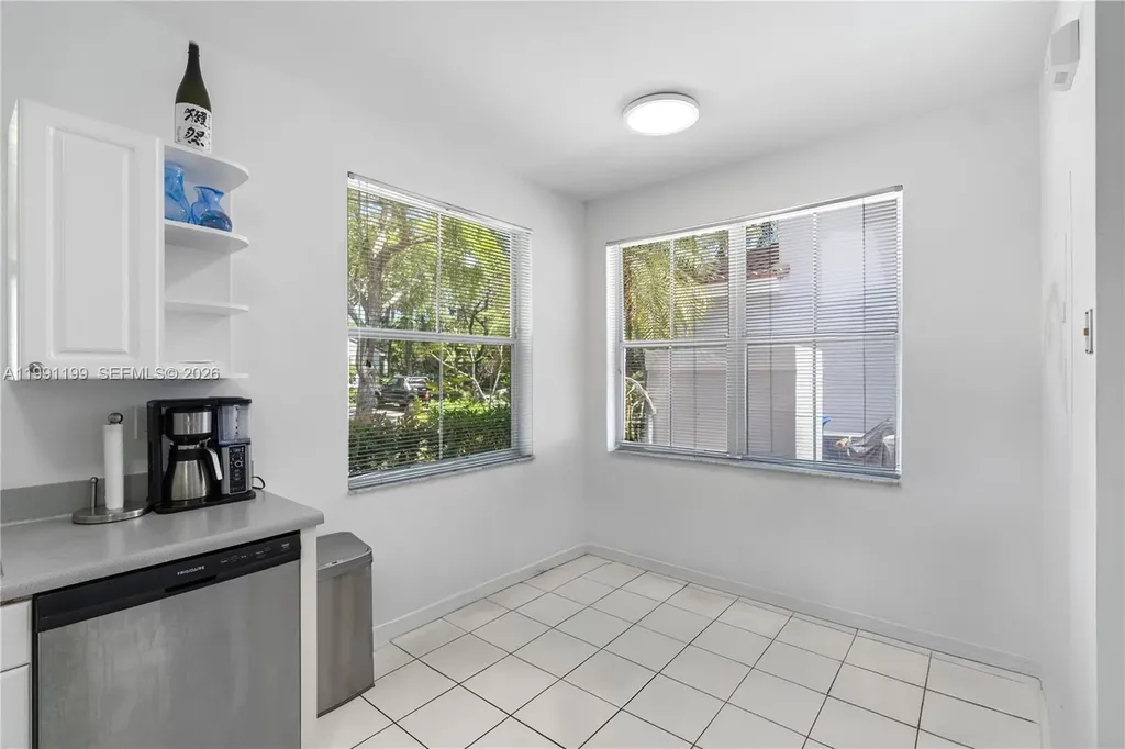 1120 Canella Lane Hollywood FL 33019