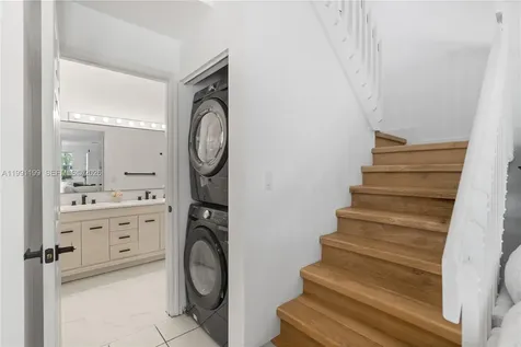1120 Canella Lane Hollywood FL 33019