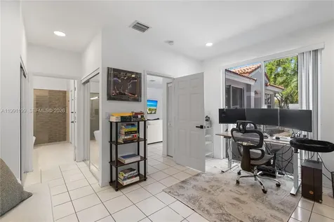 1120 Canella Lane Hollywood FL 33019