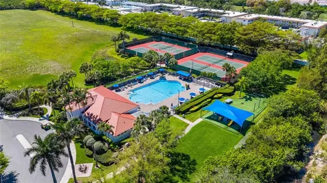 1120 Canella Lane Hollywood FL 33019