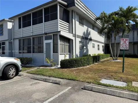 629 Saxony Place Delray Beach FL 33446