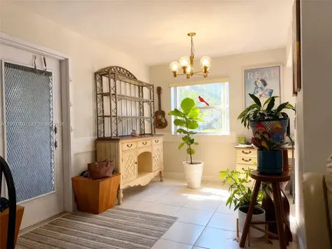 629 Saxony Place Delray Beach FL 33446