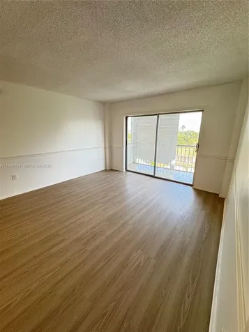 4160 Inverrary Drive Lauderhill FL 33319