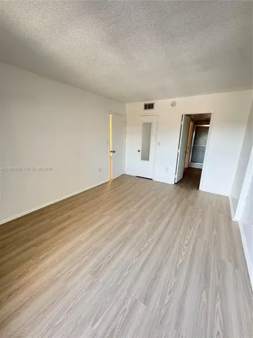 4160 Inverrary Drive Lauderhill FL 33319
