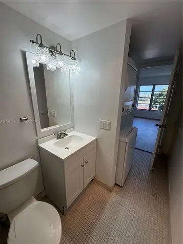 4160 Inverrary Drive Lauderhill FL 33319