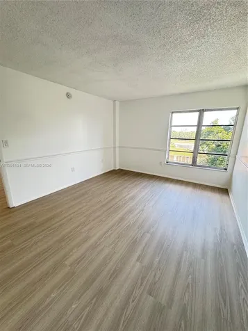 4160 Inverrary Drive Lauderhill FL 33319