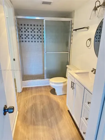 4160 Inverrary Drive Lauderhill FL 33319