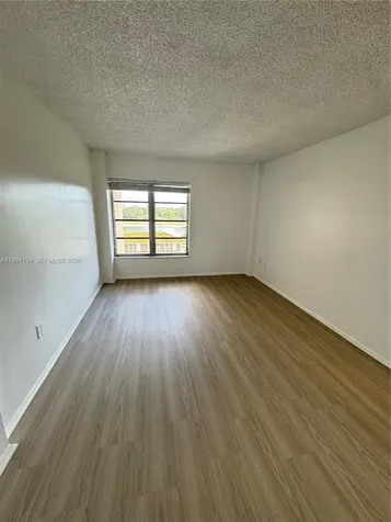 4160 Inverrary Drive Lauderhill FL 33319