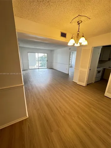 4160 Inverrary Drive Lauderhill FL 33319