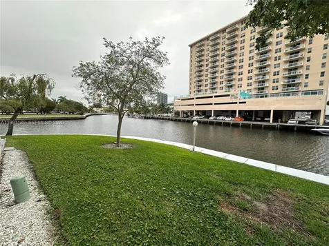 450 Paradise Isle Boulevard Hallandale Beach FL 33009