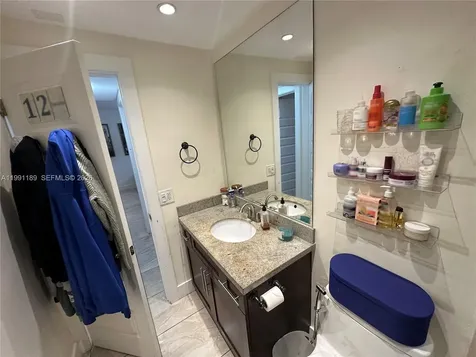 450 Paradise Isle Boulevard Hallandale Beach FL 33009
