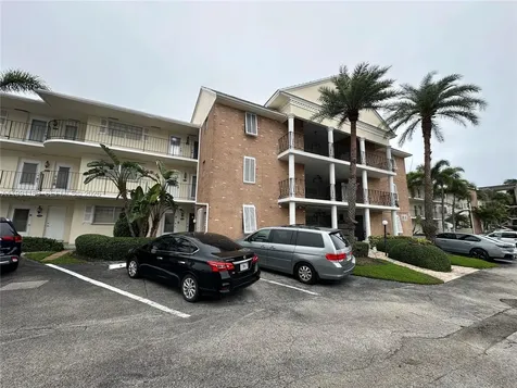 450 Paradise Isle Boulevard Hallandale Beach FL 33009