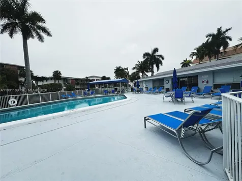 450 Paradise Isle Boulevard Hallandale Beach FL 33009