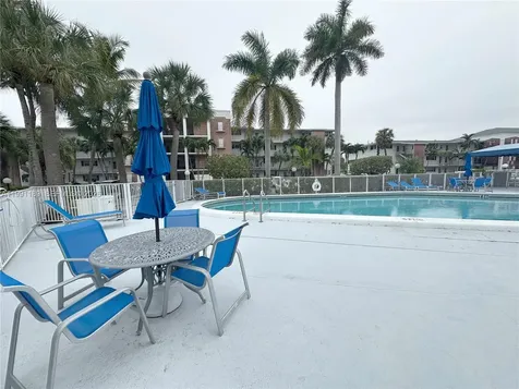 450 Paradise Isle Boulevard Hallandale Beach FL 33009