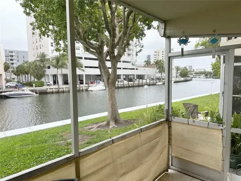 450 Paradise Isle Boulevard Hallandale Beach FL 33009