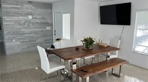 750 Polk Street Hollywood FL 33019