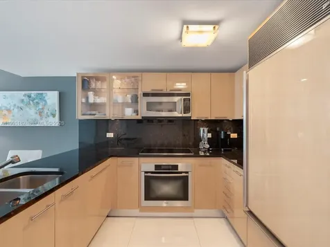 6801 Collins Avenue Miami Beach FL 33141
