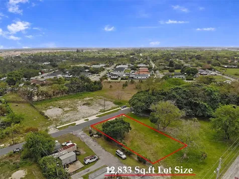 22650 SW 123rd Road Miami FL 33170