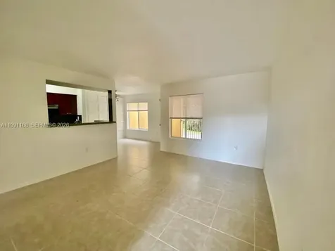 2460 NW 33rd Street Oakland Park FL 33309