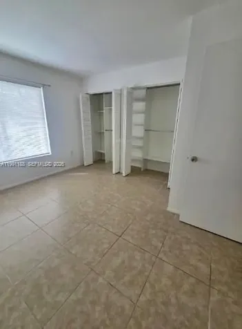 2460 NW 33rd Street Oakland Park FL 33309