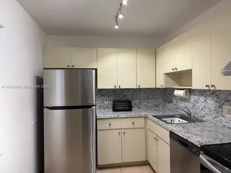 Pinecrest FL 33156