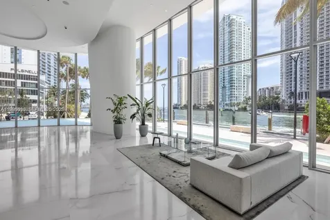 300 Biscayne Boulevard Way Miami FL 33131