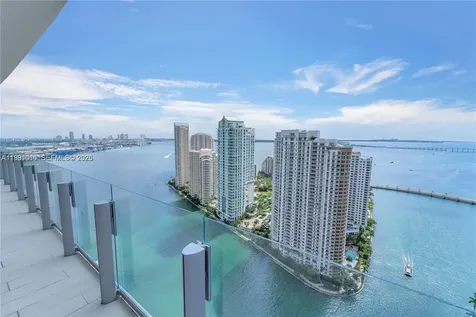 300 Biscayne Boulevard Way Miami FL 33131
