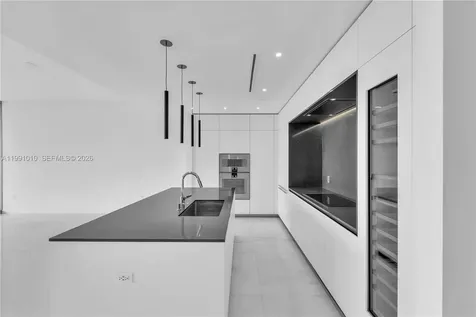 300 Biscayne Boulevard Way Miami FL 33131