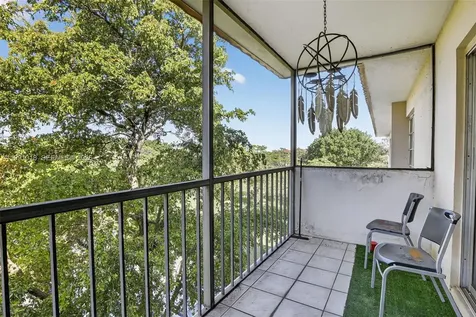 4172 Inverrary Drive Lauderhill FL 33319