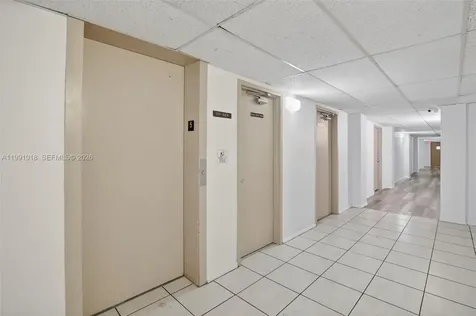 4172 Inverrary Drive Lauderhill FL 33319