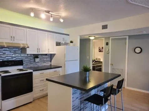 2061 NW 47th Terrace Lauderhill FL 33313