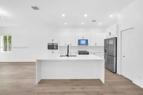 19381 Stonebrook Street Weston FL 33332